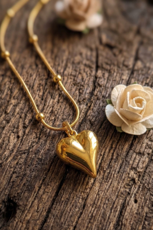 Anti Tarnish Heart Pendent Ball Neck chain