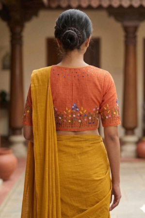 Handloom cotton slab Blouse with French Knot