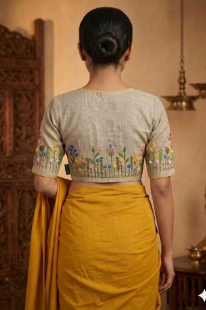 Handloom cotton slab Blouse with French Knot