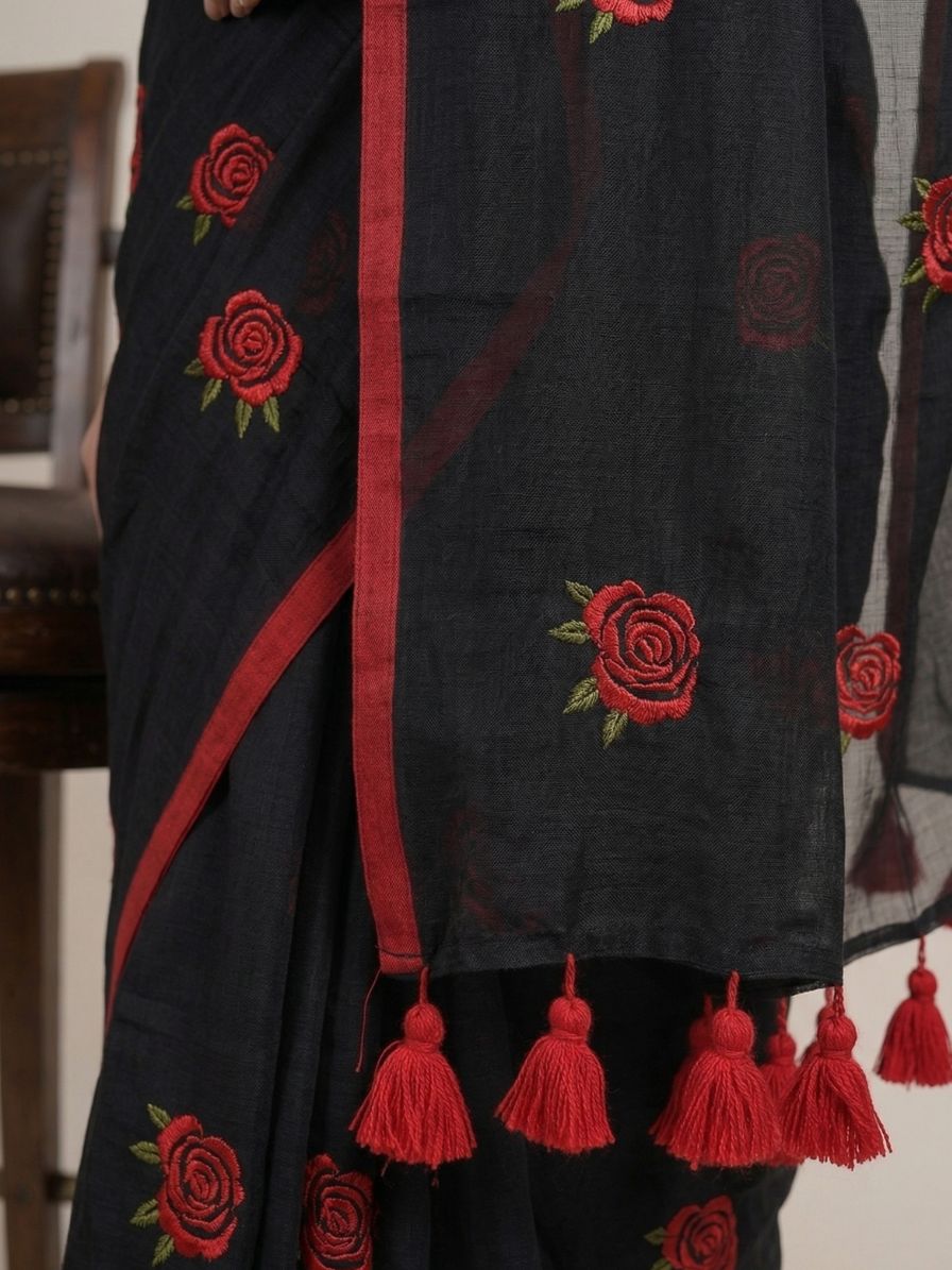 Mul Cotton Saree with Rose Embroidery - black - Image 2